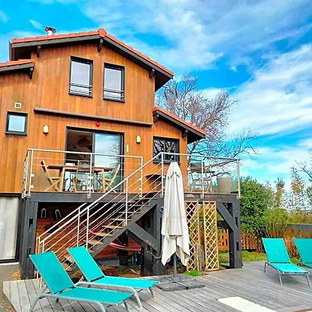 Villa Les Pinassottes By Interhome