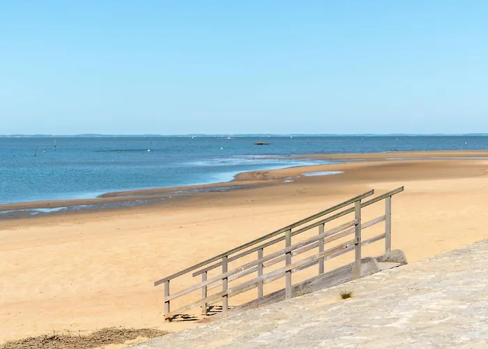 Willa Les Pinassottes By Interhome